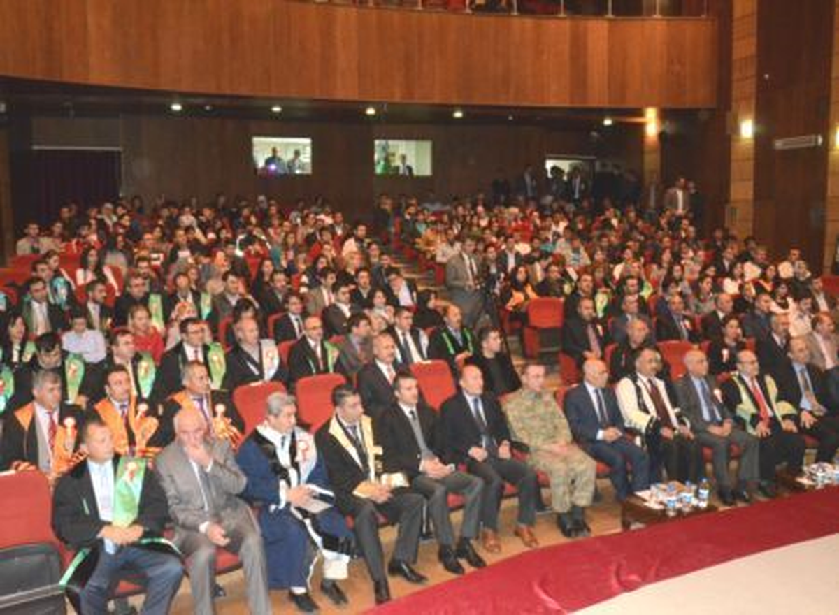 Iğdır Üniversitesi\'nin Akademik Yıl Açılışı