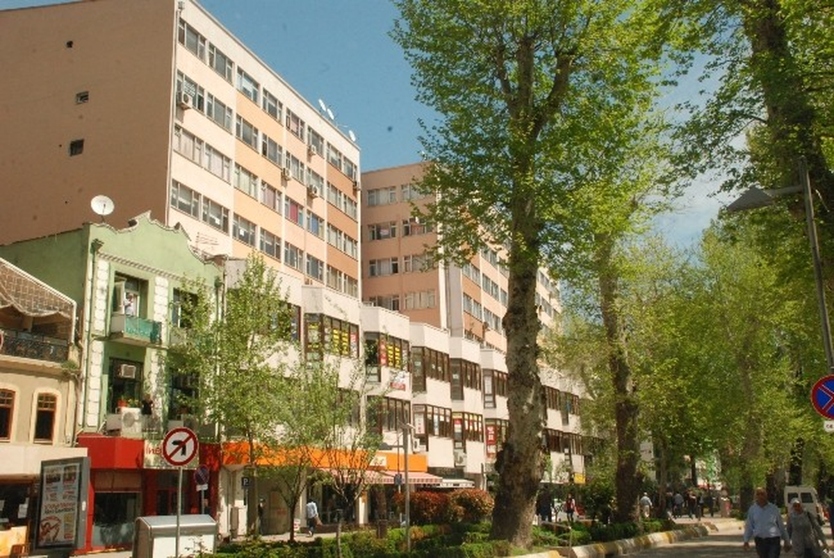 İzmit Belediyesi\'den Satılık İşhanı
