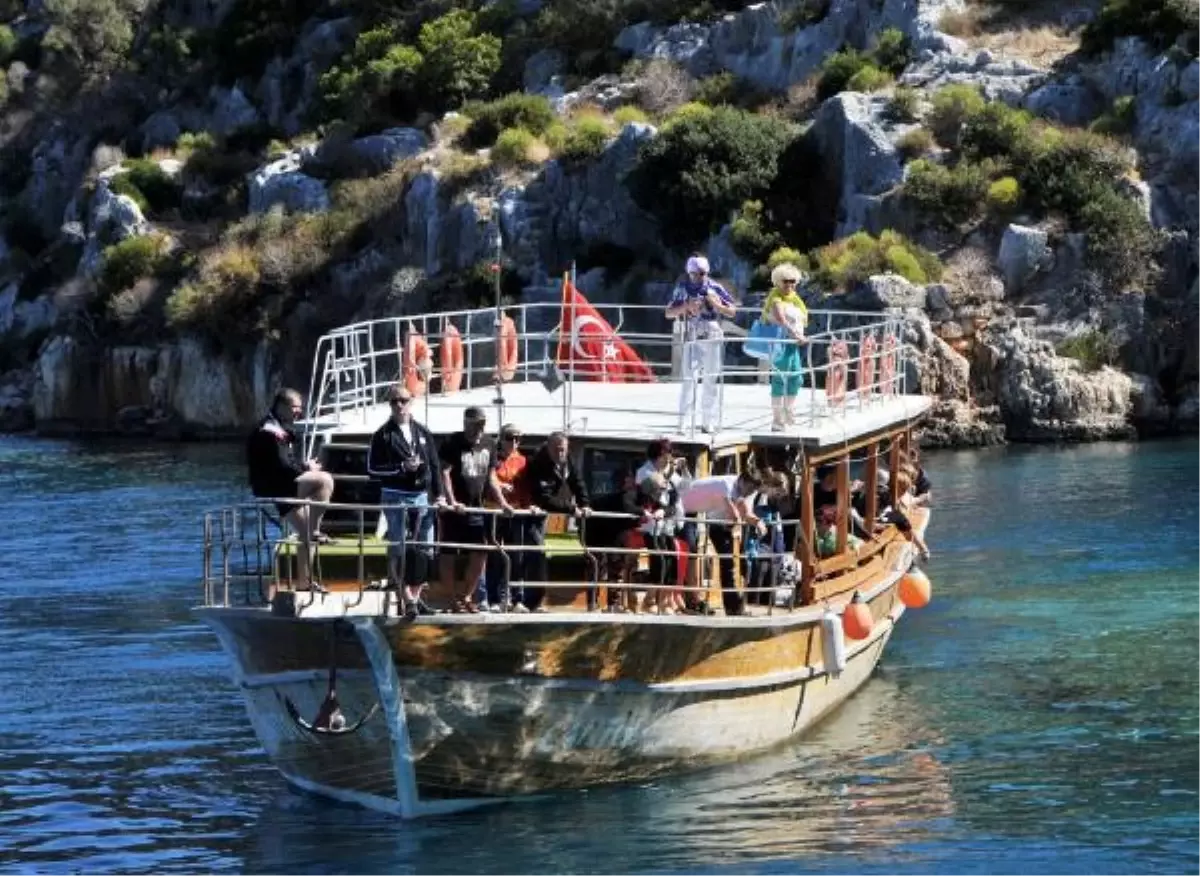 Kekova\'da Yaz Bitmedi