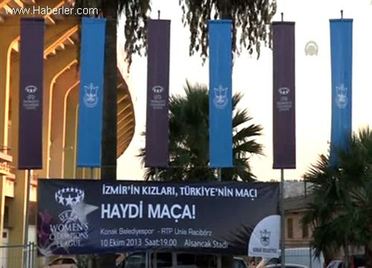Konak Belediyespor, RTP Unia Raciborz hazırlıklarını sürdürdü