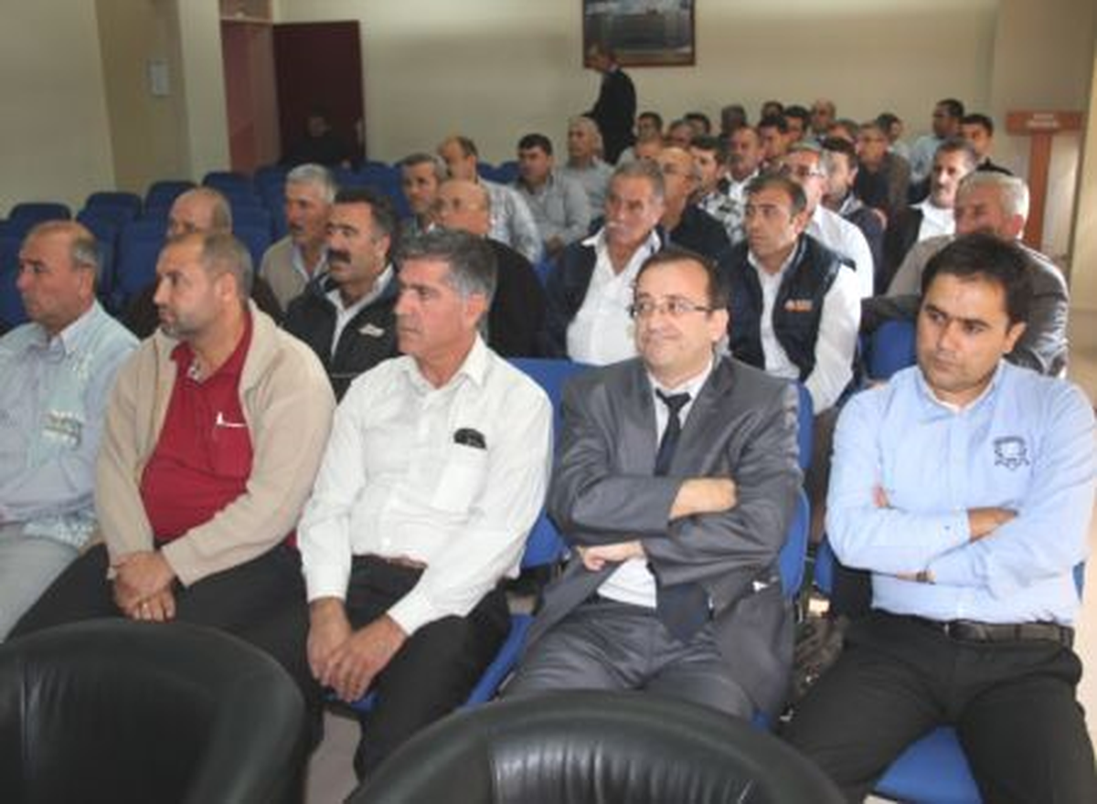 Menemen\'de Servis Şoförlerine Seminer