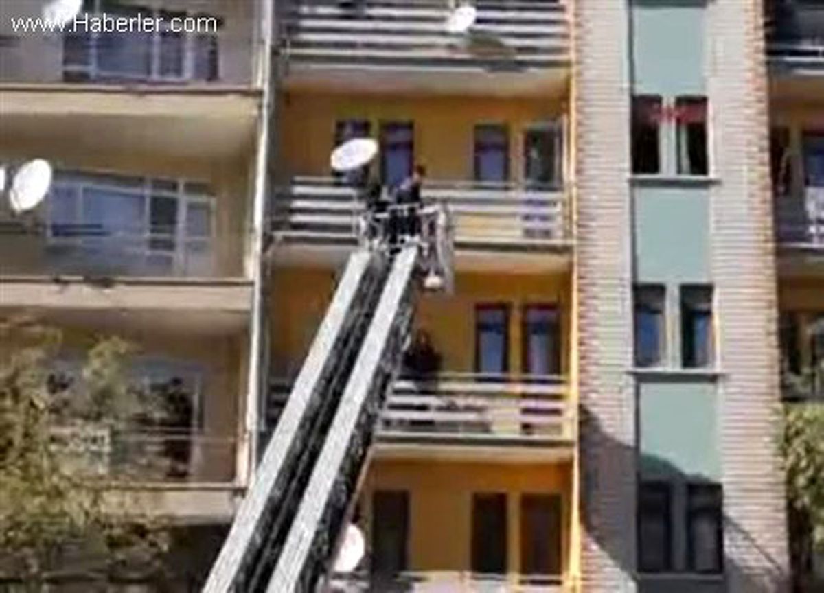 Apartmanda Yangın Paniği
