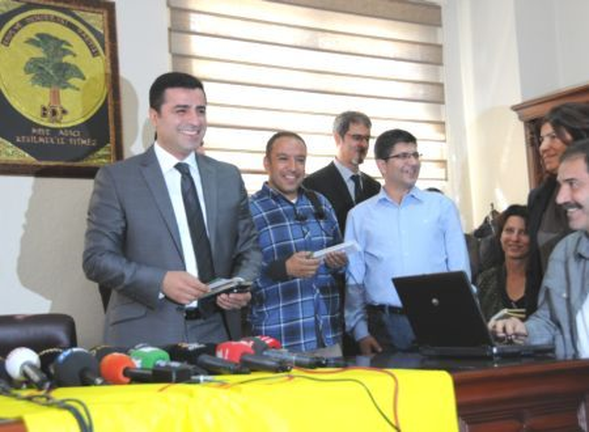 BDP Genel Başkanı Demirtaş Diyarbakır\'da