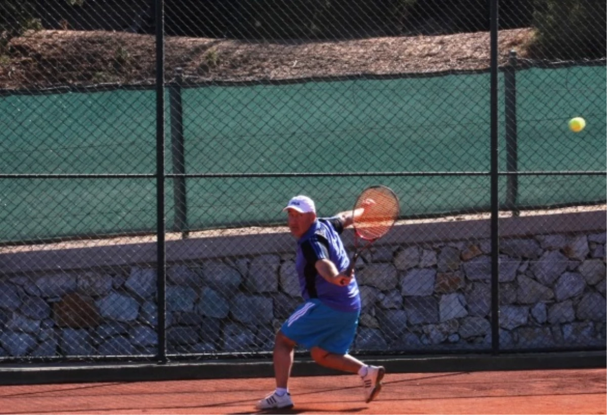 Bodrum\'da Uluslararası Tenis Turnuvası Heyecanı