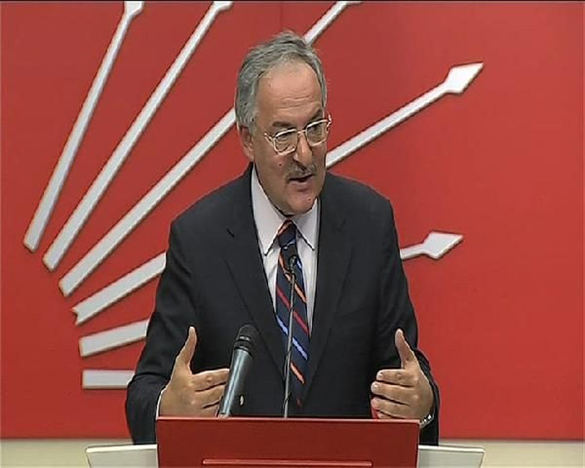 Chp\'li Koç : \'Yetmez Ama Evet\'çilerin Kulakları Çınlasın