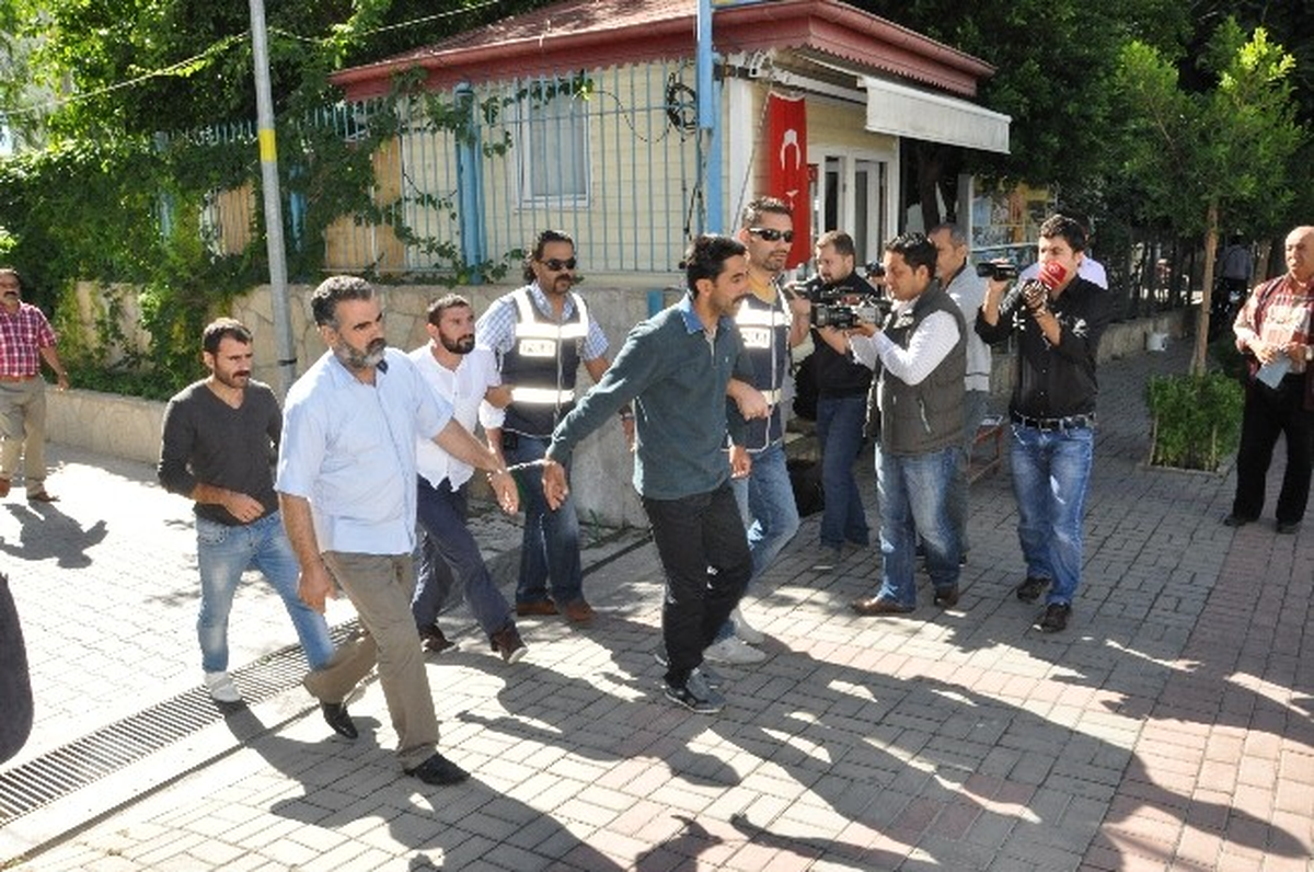 Diyarbakır Cinayetlerine 4 Tutuklama