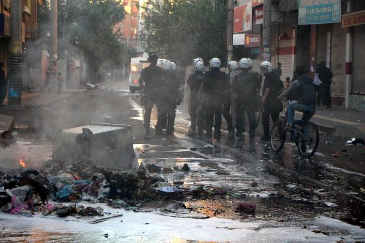 Diyarbakır\'da Öcalan Yürüyüşüne İzin Verilmedi