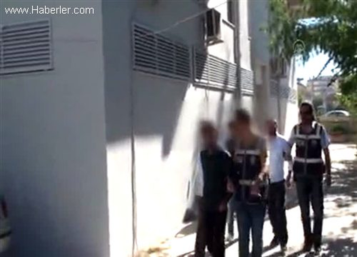 Diyarbakır\'daki silahlı kavgaya karıştıkları iddiasıyla gözaltına alınanlar adliyede