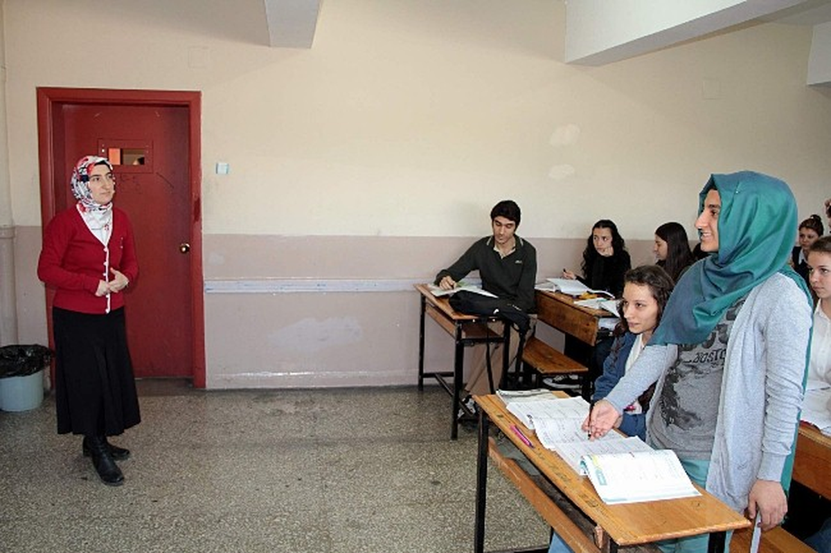 (Düzeltme) Kamuda Başörtü Yasağının Kaldırılması