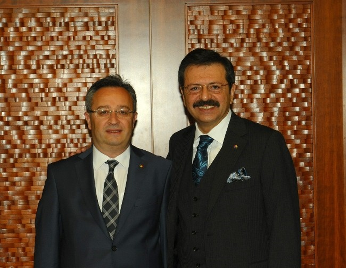 Erbaa\'da 600 Öğrenciye Eğitim Desteği