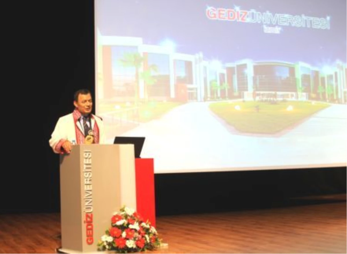 Gediz Üniversitesi akademik yıl açılış töreni