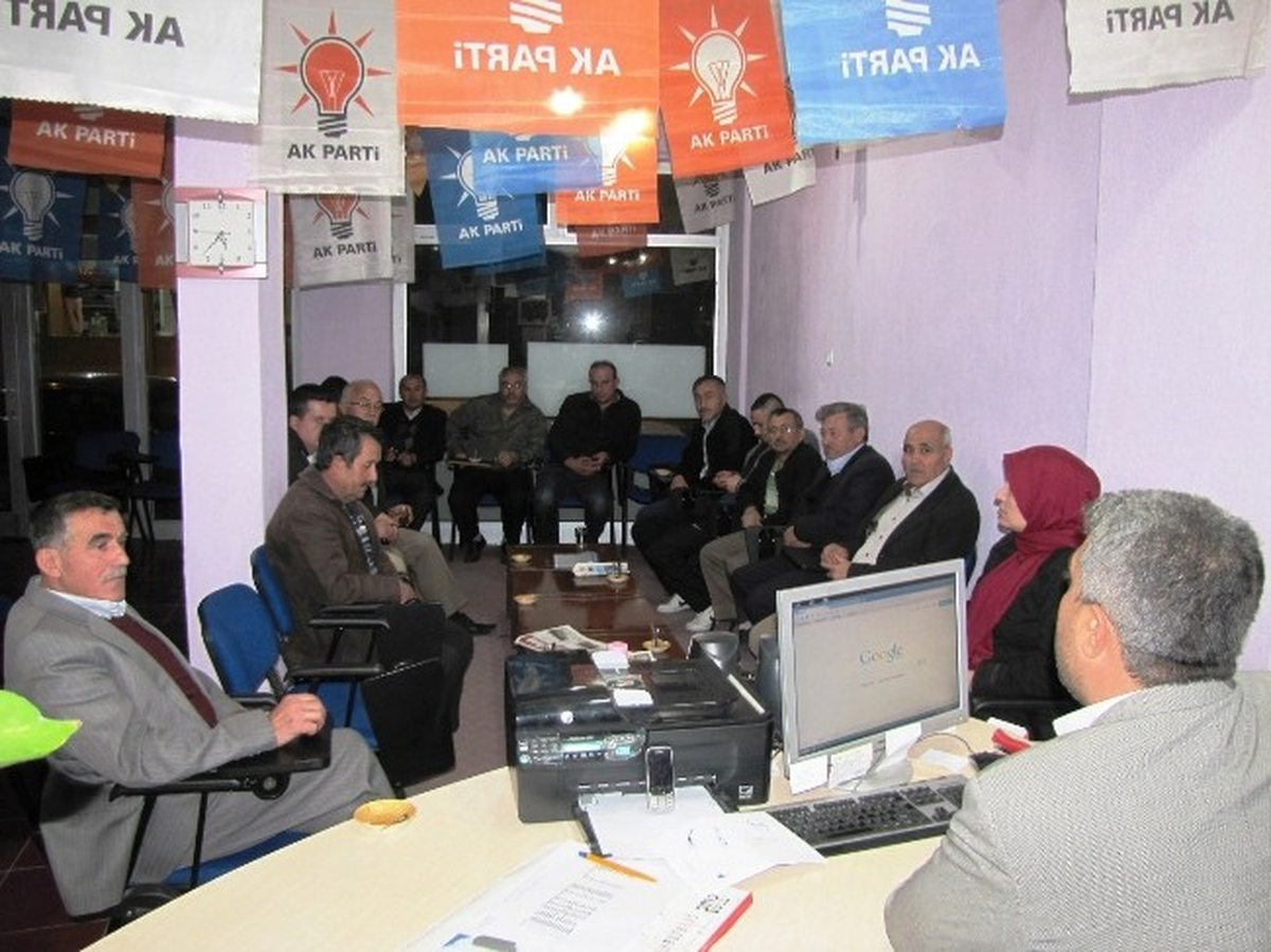 Hisarcık\'ta AK Parti İlçe Danışma Meclisi Toplandı