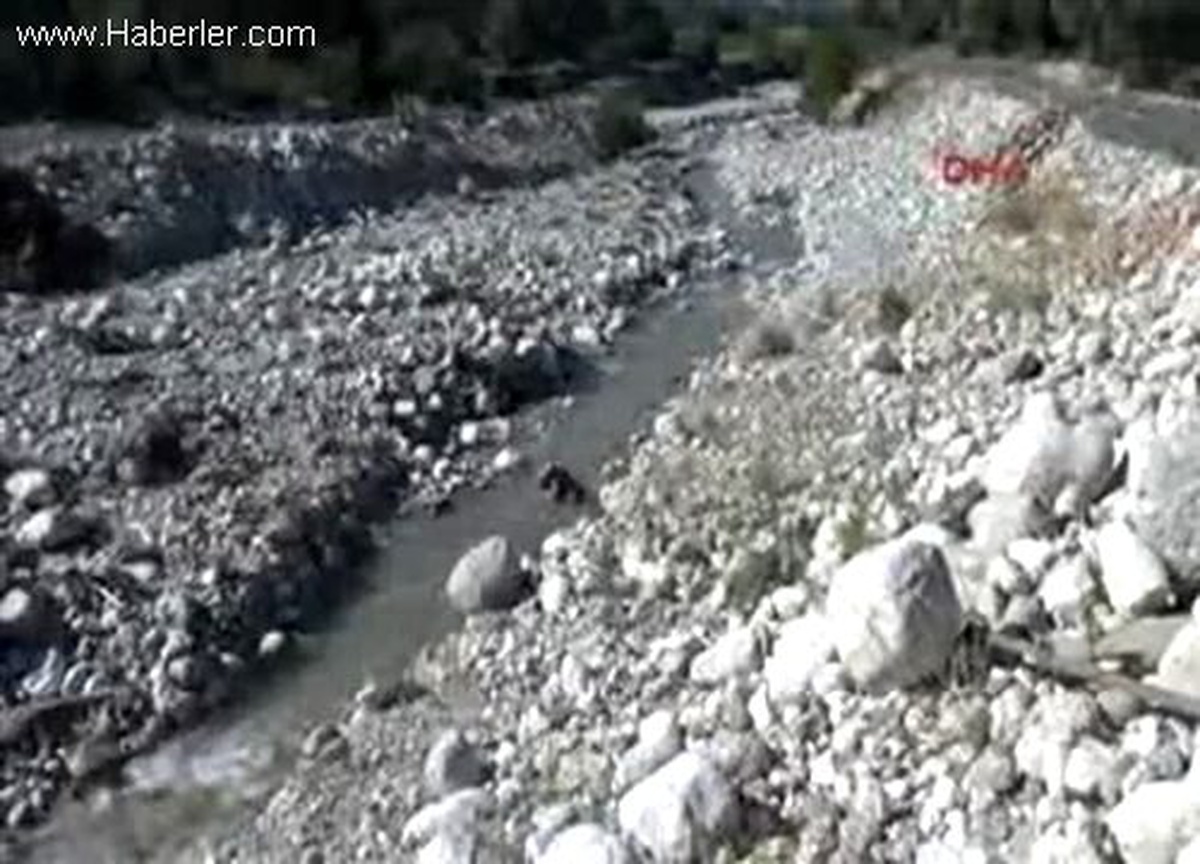 Kanala Düşen Kadının Cesedi 8 Kilometre Sürüklendi