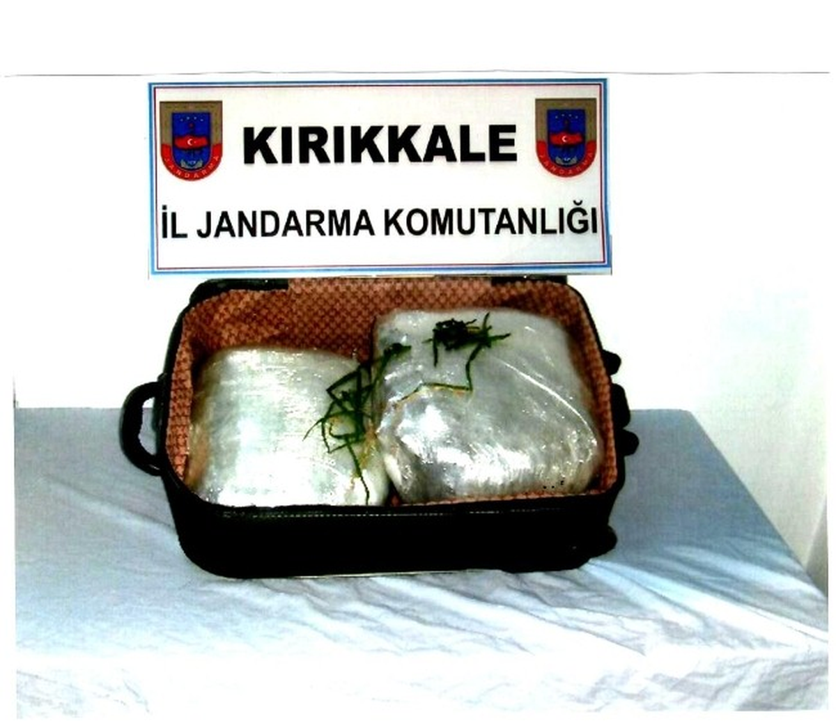 Kırıkkale\'de 9 Kilo Esrar Ele Geçirildi