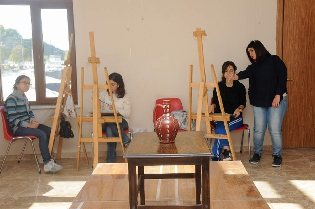 Kırşehir Belediyesi Kurslarına Yoğun İlgi