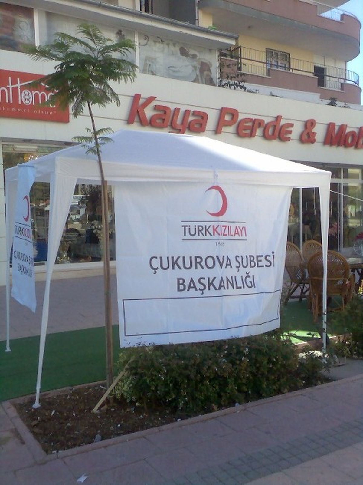 Kızılay Çukurova Şubesi\'nden Tanıtım ve Bağış Çadırı