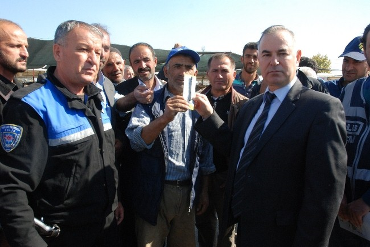 Kurban Pazarında Sahte Paraya Kalemli Önlem