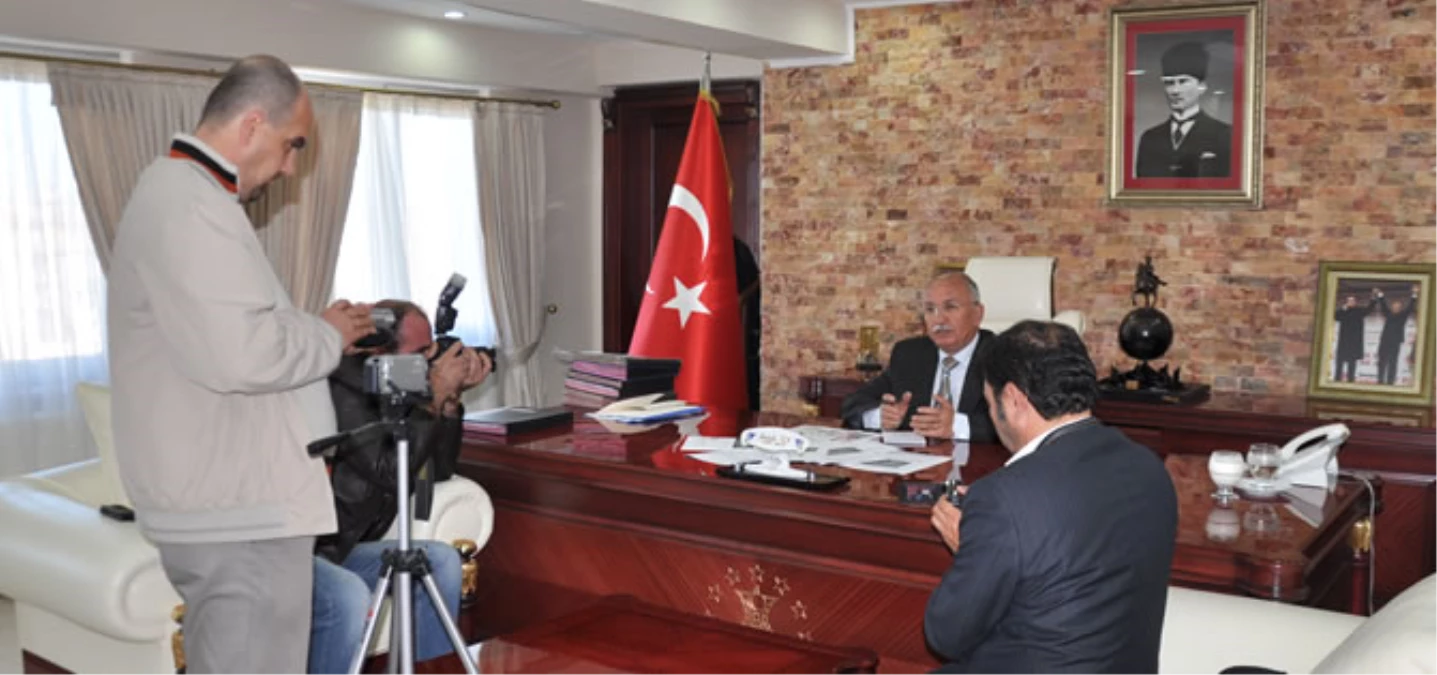 Kütahya Belediye Başkanı Ankara\'yı Ziyaret Etti