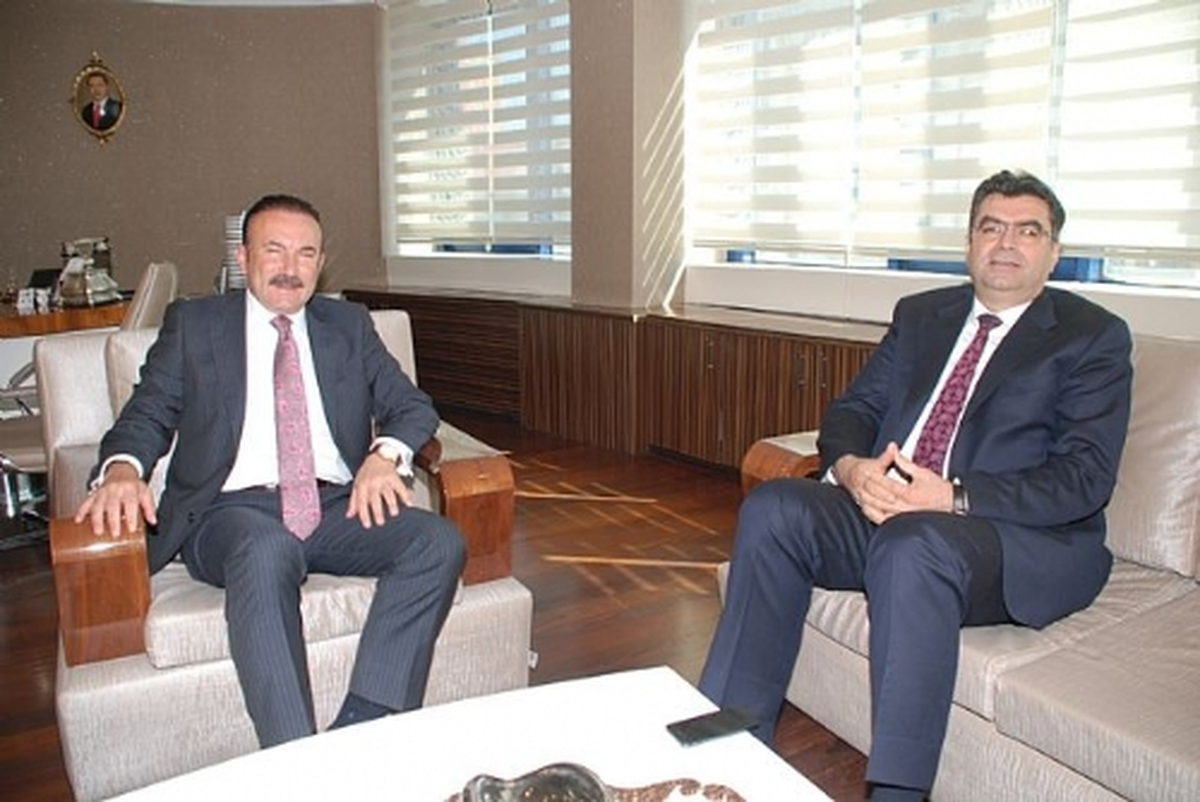 Milli Eğitim Bakan Yardımcısı, Bakan Doğan\'ı Ziyaret Etti