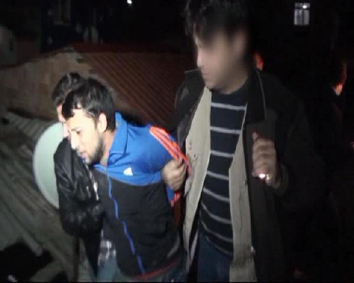 Narkotik Polisi Gözaltına Alınca, "Sülalece Hırsısız" Dedi