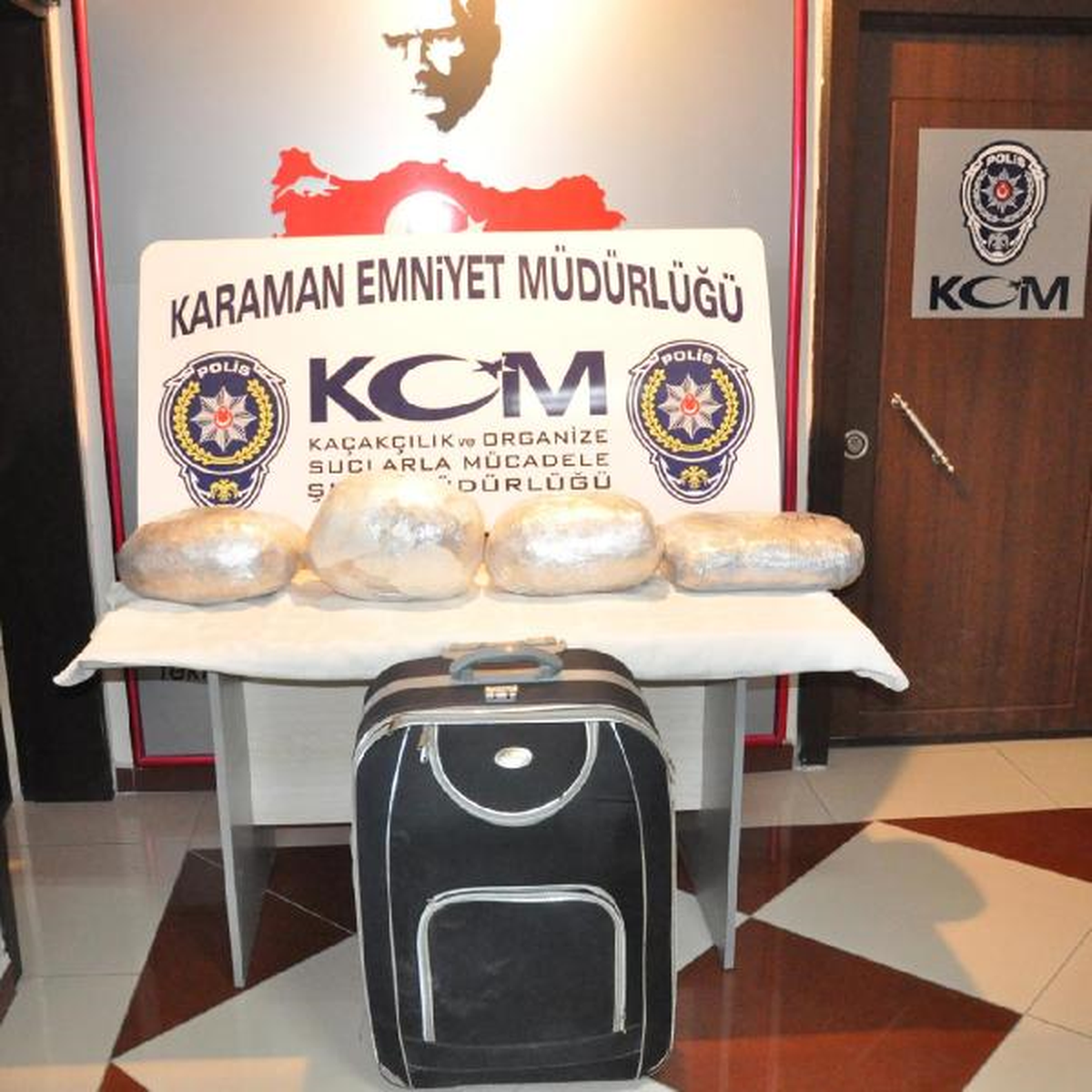 Otobüs Bagajındaki Valizde 6 Kilo Esrar, 1 Gözaltı