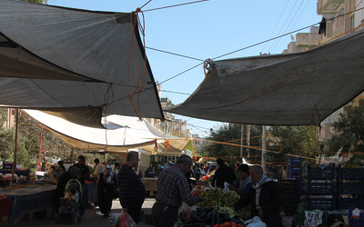 Şanlıurfa\'da Esnaf Kapalı Semt Pazarı İstiyor