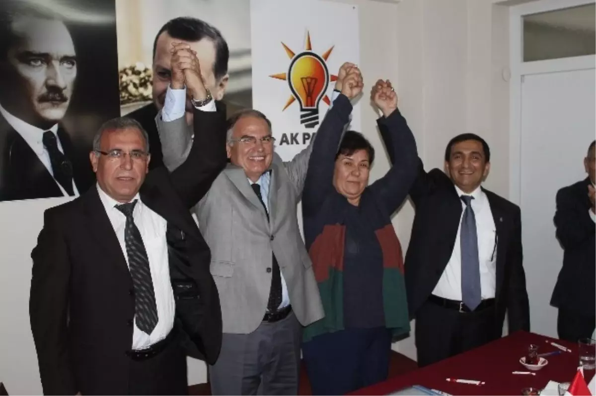 Selçuk AK Parti'de Şölen Gibi Aday Adaylığı Başvurusu