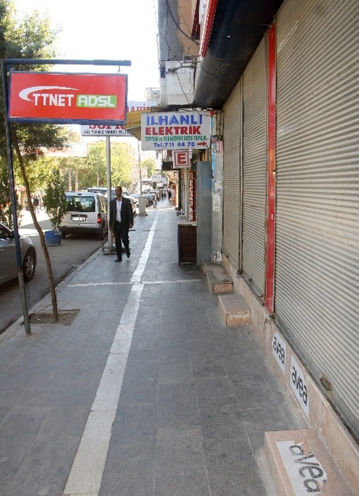 Silvan\'da Kepenkler Açılmadı