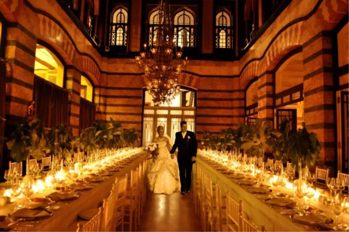 Siz Sadece Düğün Davetiyenizi Seçin