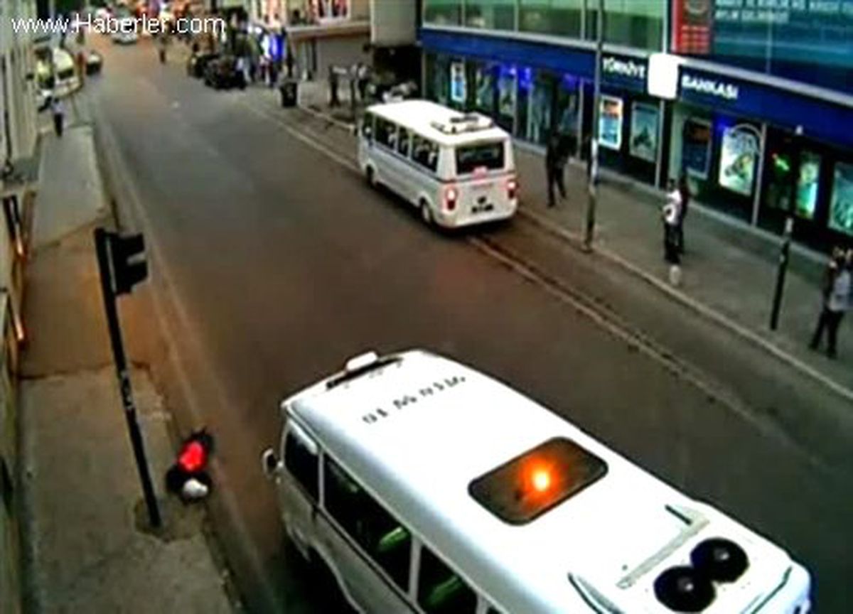 Trafik kazaları MOBESE\'de