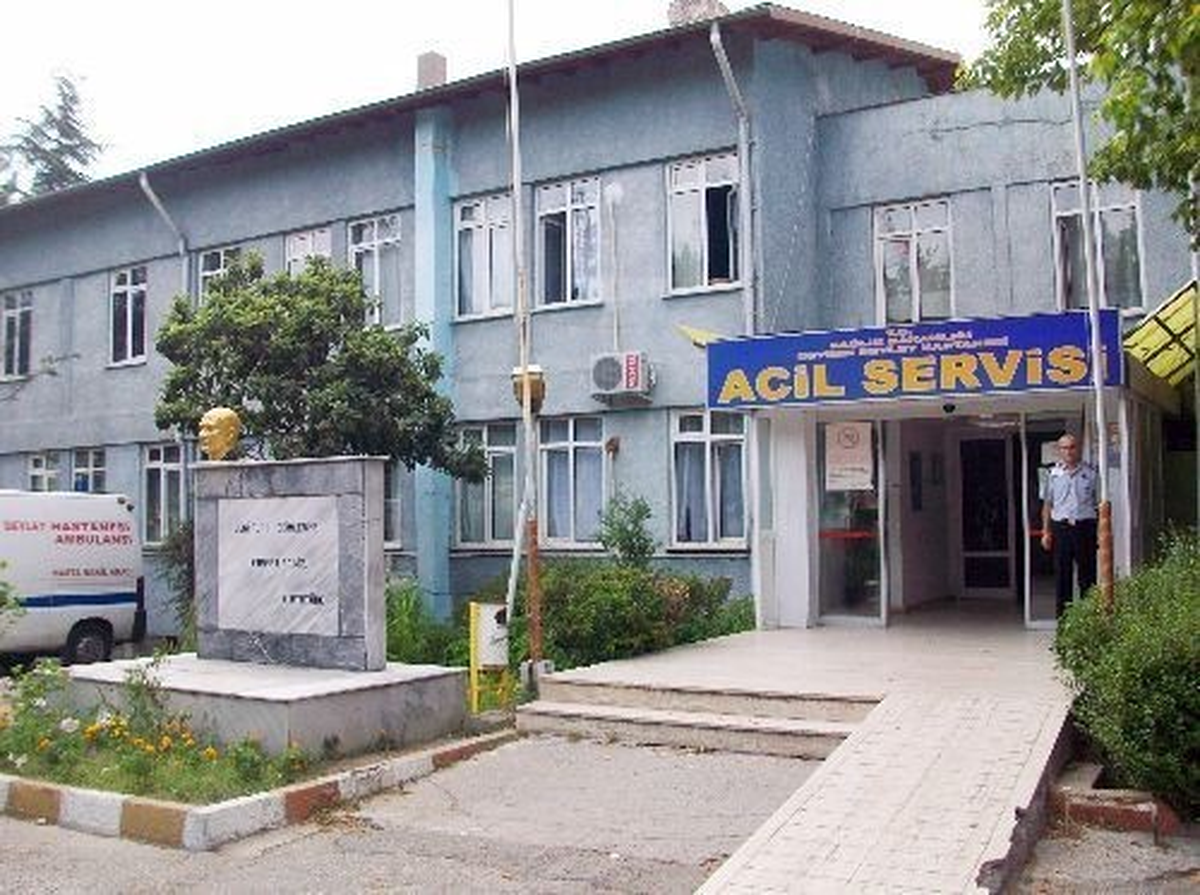 Ulupınar, Devrek Devlet Hastanesi\'nin Doktor Eksikliklerini Bakan\'a Aktardı