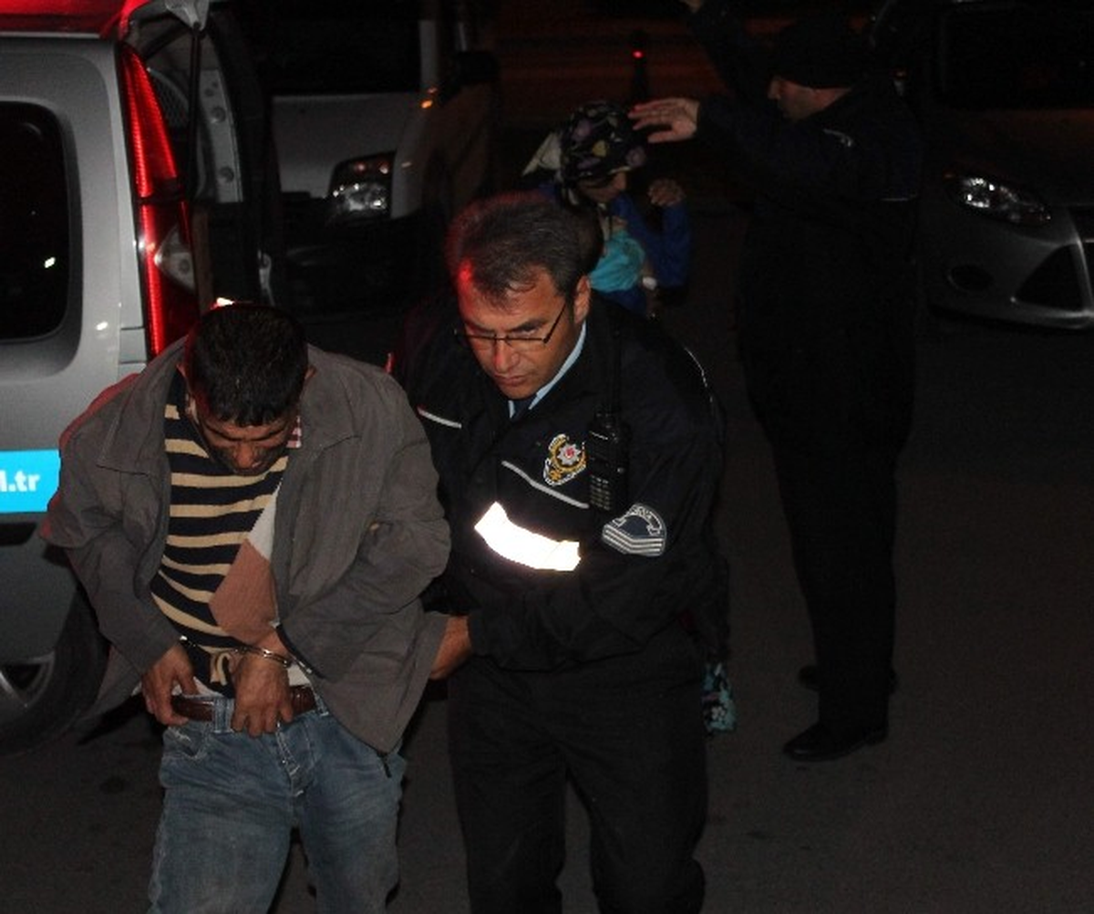 10 Kilo Esrarı Vücutlarına Bantlamışlar