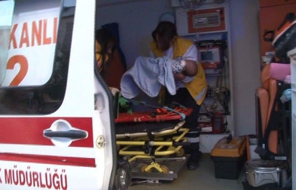 4 Aylık Bebek Kazadan Burnu Bile Kanamadan Kurtuldu
