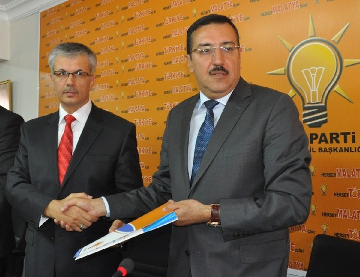 Akademisyen Gezer, Malatya Büyükşehir Belediye Başkanlığı Aday Adaylığını Açıkladı