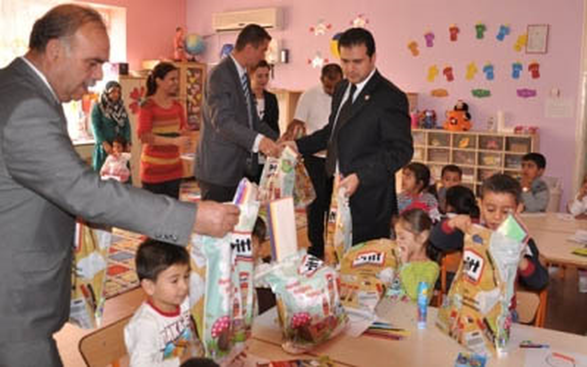 Akçakale\'de Minik Öğrenciler Unutulmadı
