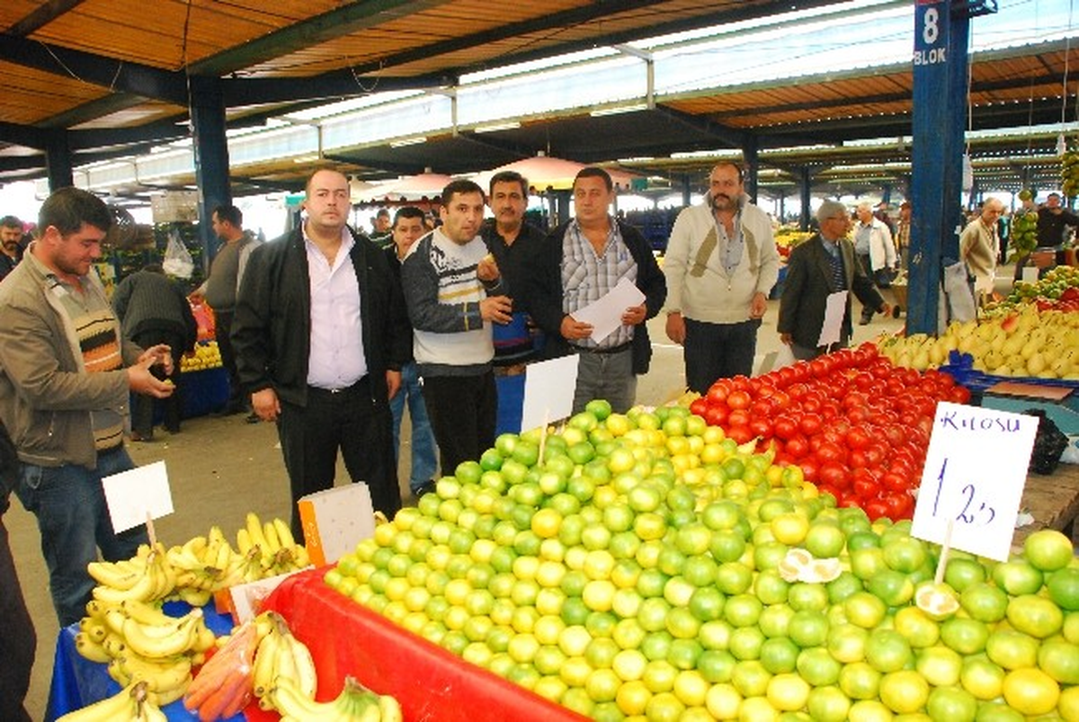 Akhisarlı Pazarcı, Sebzeciler Odası\'na Adaylığını Açıkladı