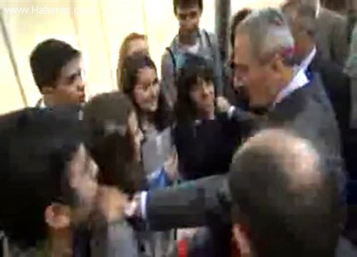 Bakan Çağlayan: Avrupa\'nın Ekonomik Darboğazdan Çıkış Noktası Türkiye\'dir