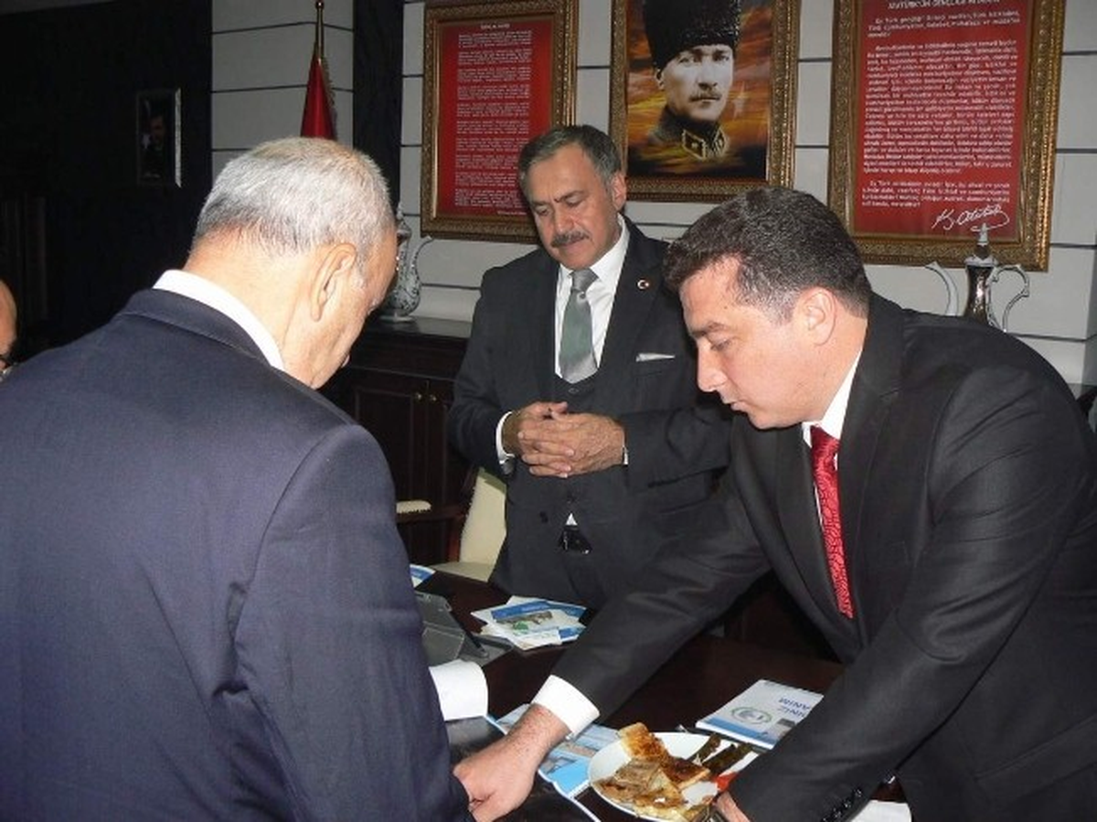 Bakan Eroğlu, Bakanlığının Bütçesini Bozüyük\'te İmzaladı