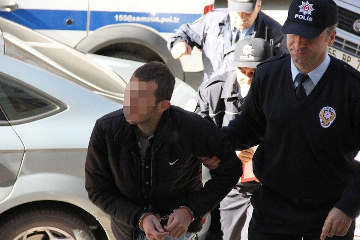 Bıçakla Yaralamaya Gözaltı