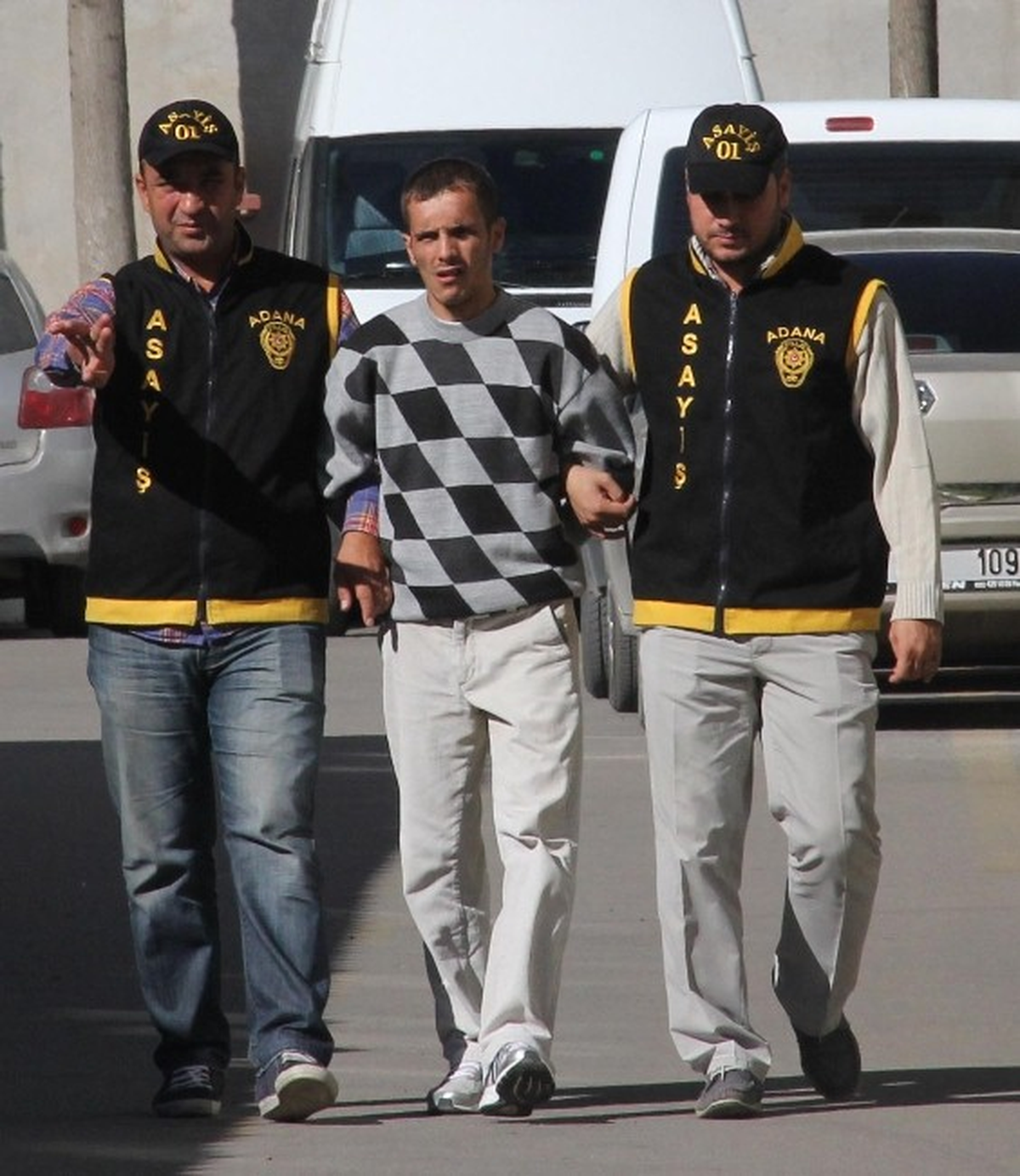 Cezaevinden Kaçan Mahkum Evinde Yakalandı