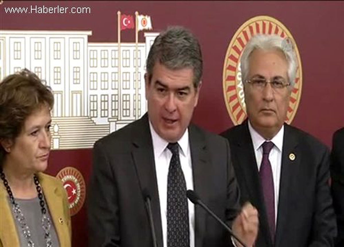 CHP\'li Batum \'\'Hükümet, yüzde 100 anayasa suçu işliyor"
