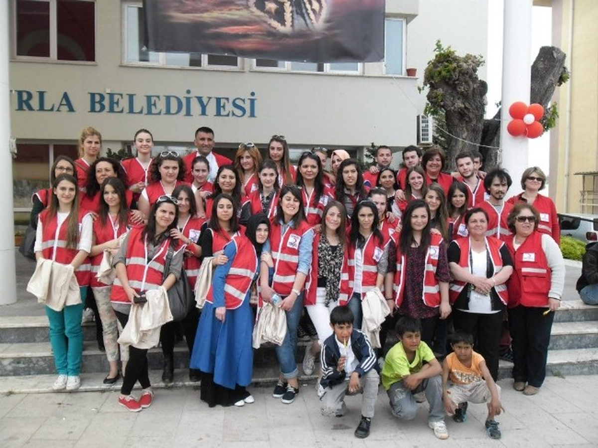 Ege Üniversitesi Emel Akın Meslek Yüksek Okulundan Teşekkür