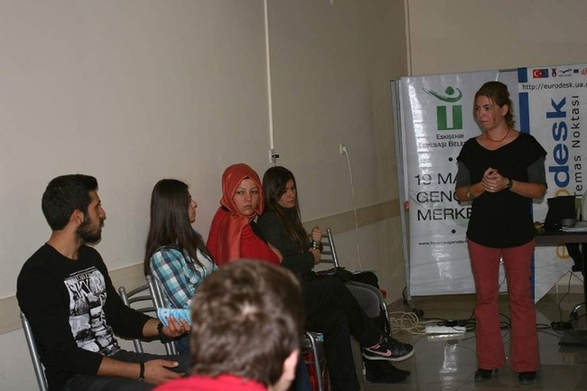 Eskişehir\'de Avrupa Birliği Gençlik Fırsatları Eğitimi