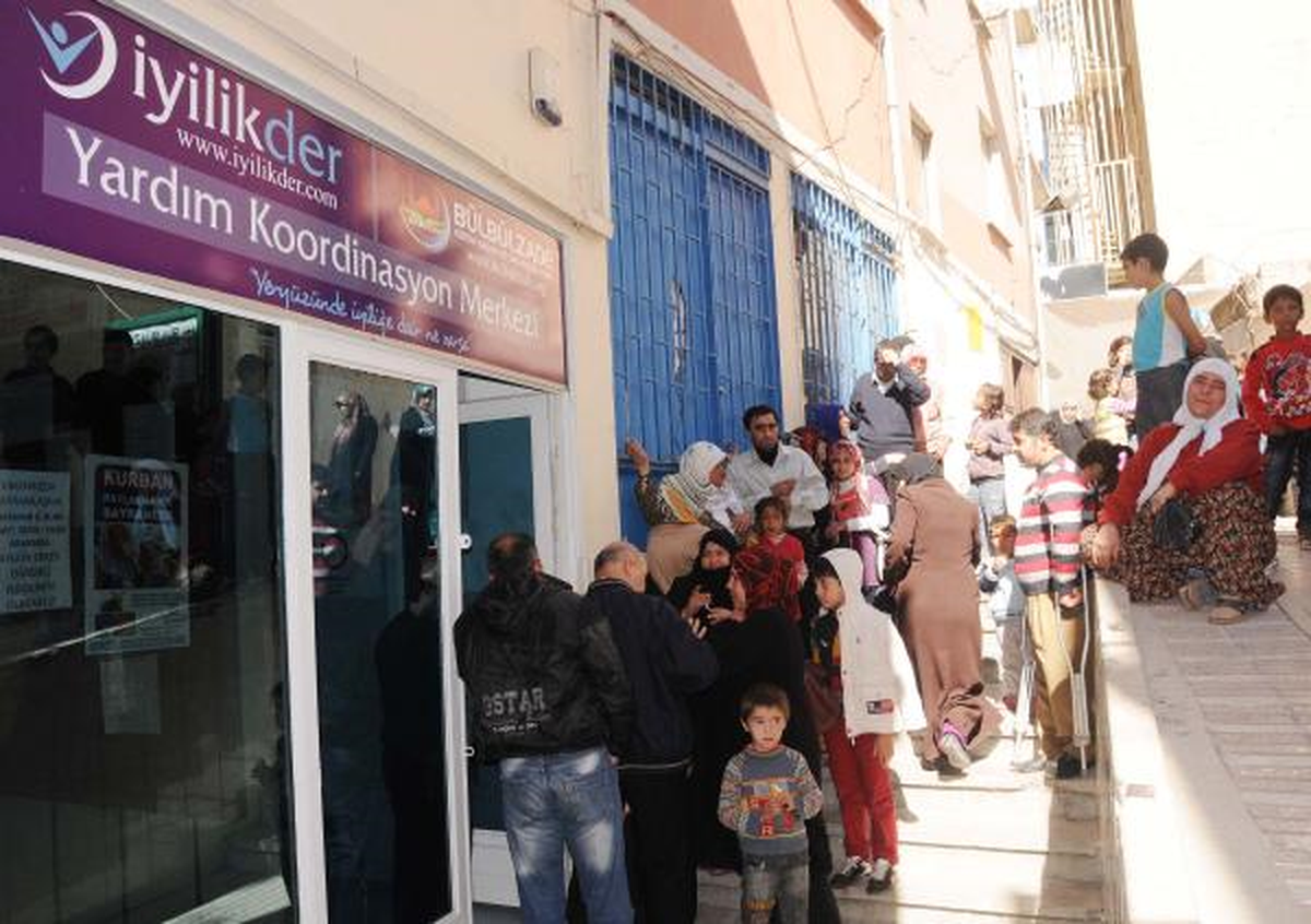 Gaziantep\'te 3 Bin Kişiye Bayram Yardımı
