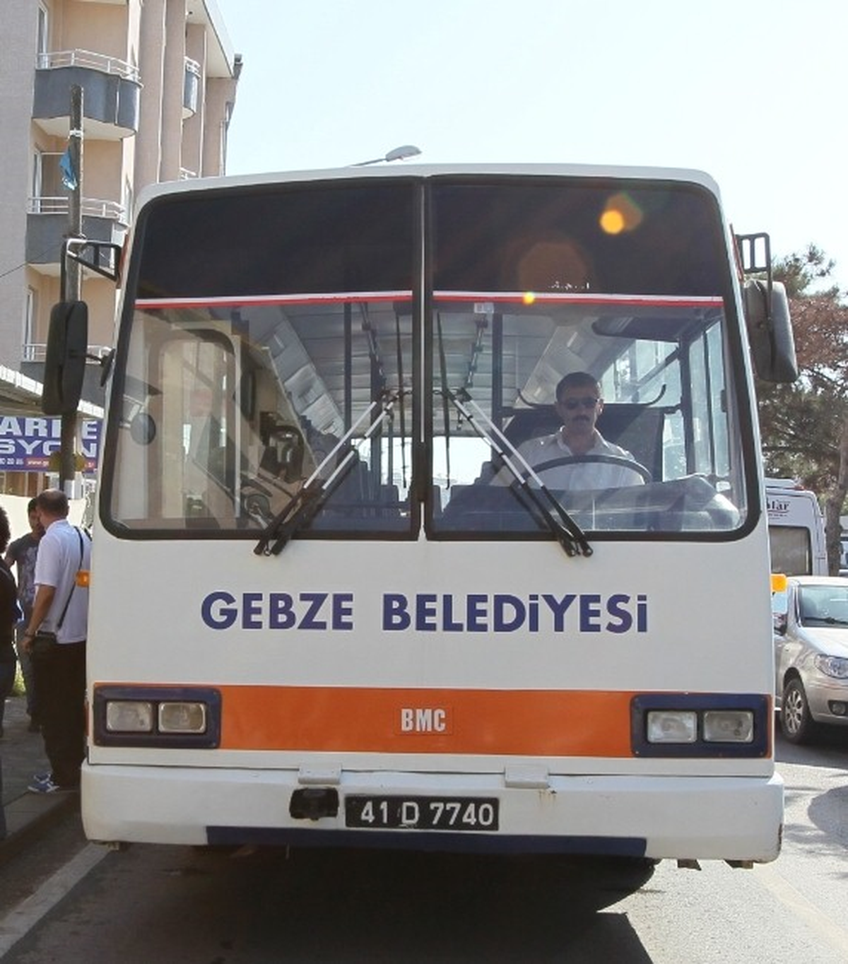 Gebze\'de Mezarlıklara Ücretsiz Ulaşım