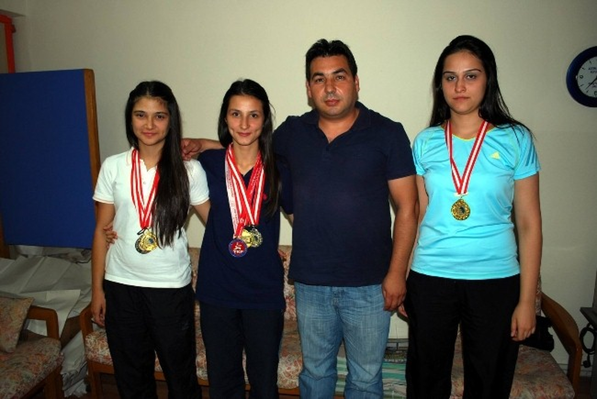 Karetede Başarıdan Başarıya Koşuyorlar