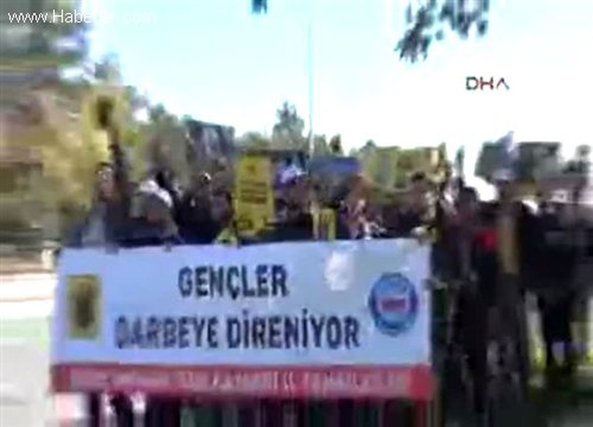 Kayseri\'de Mısır\'daki Direnişin 100.gününe Destek Yürüyüşü