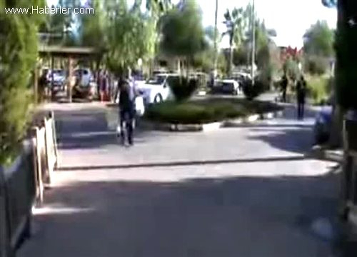 Kemer\'de 17 Uyuşturucu Şüphelisi Adliyeye Sevk Edildi
