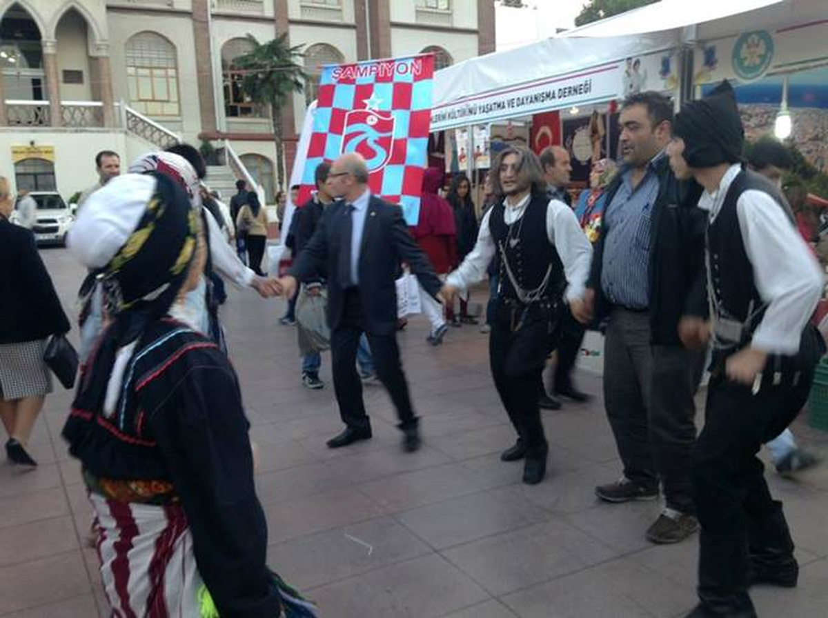 Manisa\'da Trabzon Gecesi Yaşandı