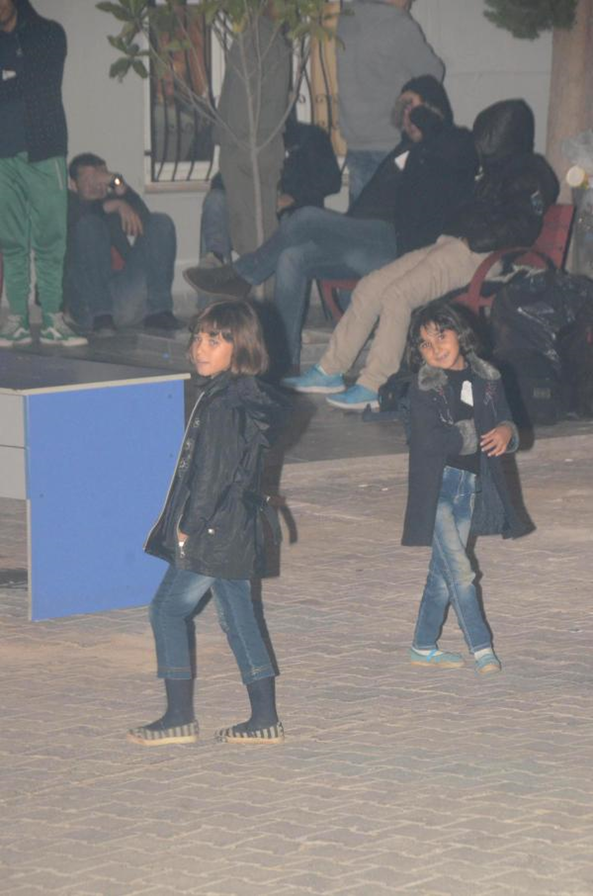 Minibüs Radara Girdi, İçerisinden Balık İstifi 51 Kaçak Çıktı